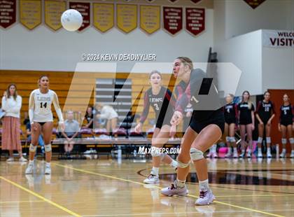 Thumbnail 2 in La Canada @ Oaks Christian photogallery.