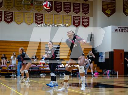 Thumbnail 2 in La Canada @ Oaks Christian photogallery.