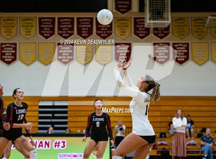 Thumbnail 1 in La Canada @ Oaks Christian photogallery.
