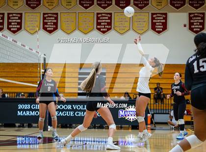 Thumbnail 2 in La Canada @ Oaks Christian photogallery.