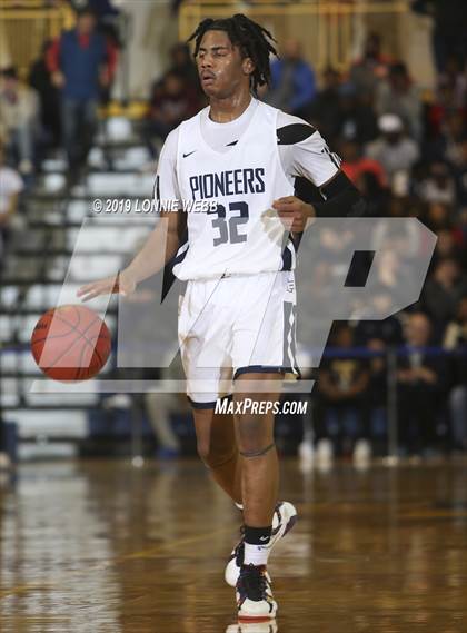 Thumbnail 1 in Poughkeepsie vs Tappan Zee (Section 1 Class A Final) photogallery.