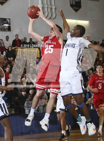 Thumbnail 1 in Poughkeepsie vs Tappan Zee (Section 1 Class A Final) photogallery.