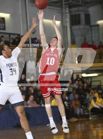 Thumbnail 1 in Poughkeepsie vs Tappan Zee (Section 1 Class A Final) photogallery.