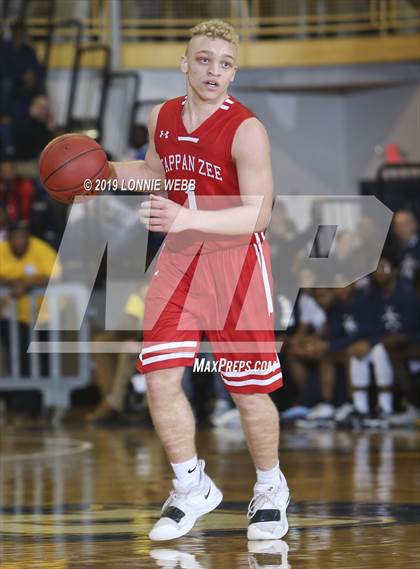 Thumbnail 1 in Poughkeepsie vs Tappan Zee (Section 1 Class A Final) photogallery.