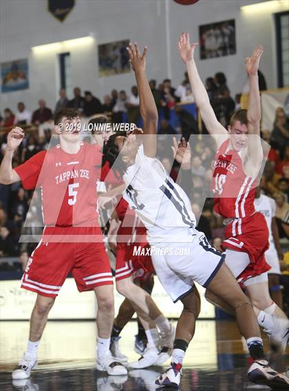 Thumbnail 2 in Poughkeepsie vs Tappan Zee (Section 1 Class A Final) photogallery.