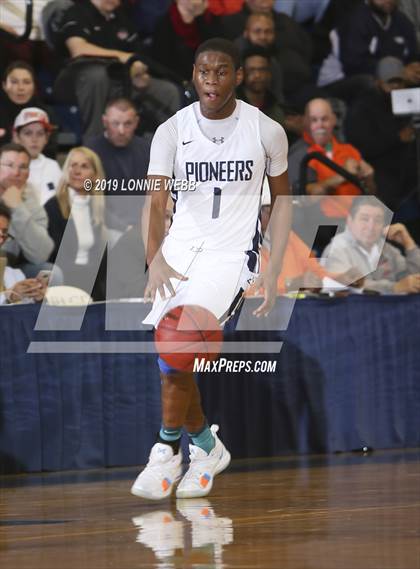 Thumbnail 2 in Poughkeepsie vs Tappan Zee (Section 1 Class A Final) photogallery.