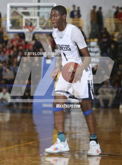 Thumbnail 1 in Poughkeepsie vs Tappan Zee (Section 1 Class A Final) photogallery.