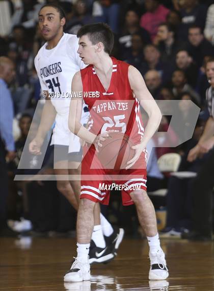 Thumbnail 1 in Poughkeepsie vs Tappan Zee (Section 1 Class A Final) photogallery.