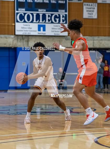Thumbnail 1 in Eastside Catholic vs. O'Dea (WIAA 3A District 2 Final) photogallery.