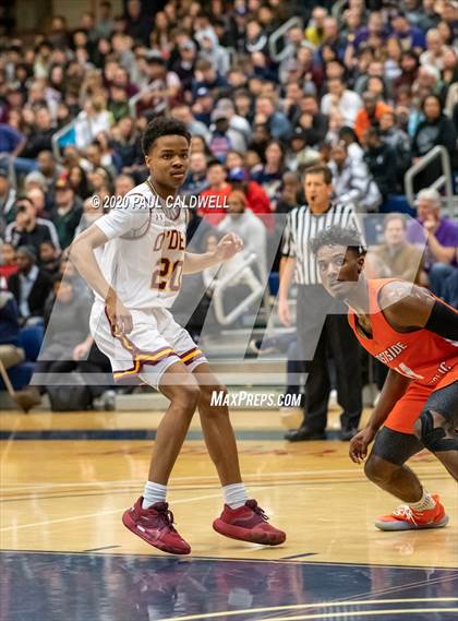 Thumbnail 2 in Eastside Catholic vs. O'Dea (WIAA 3A District 2 Final) photogallery.