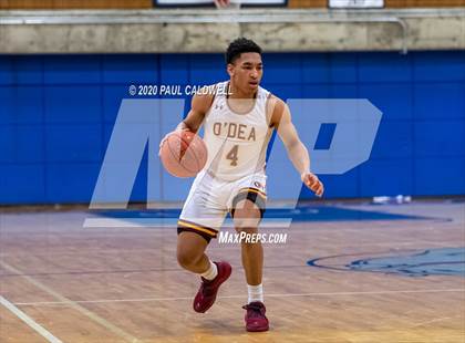 Thumbnail 3 in Eastside Catholic vs. O'Dea (WIAA 3A District 2 Final) photogallery.