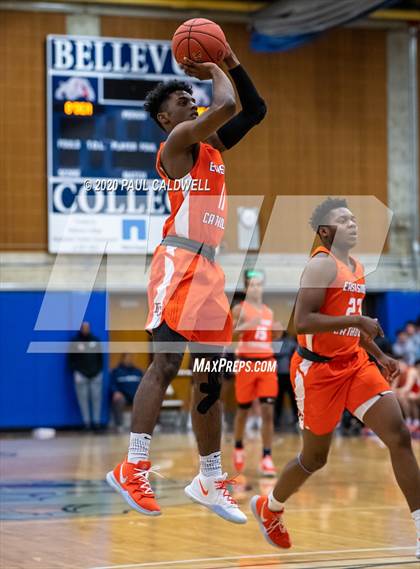 Thumbnail 1 in Eastside Catholic vs. O'Dea (WIAA 3A District 2 Final) photogallery.