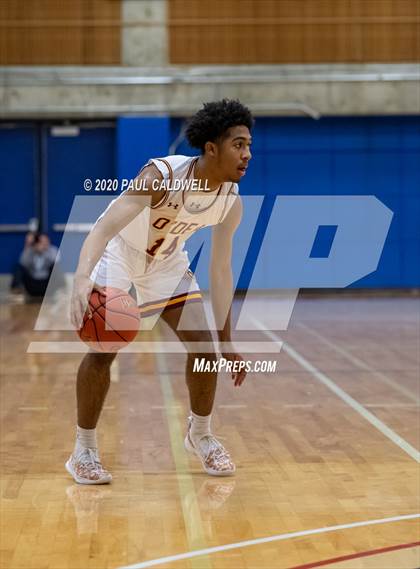 Thumbnail 3 in Eastside Catholic vs. O'Dea (WIAA 3A District 2 Final) photogallery.