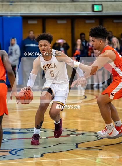 Thumbnail 1 in Eastside Catholic vs. O'Dea (WIAA 3A District 2 Final) photogallery.