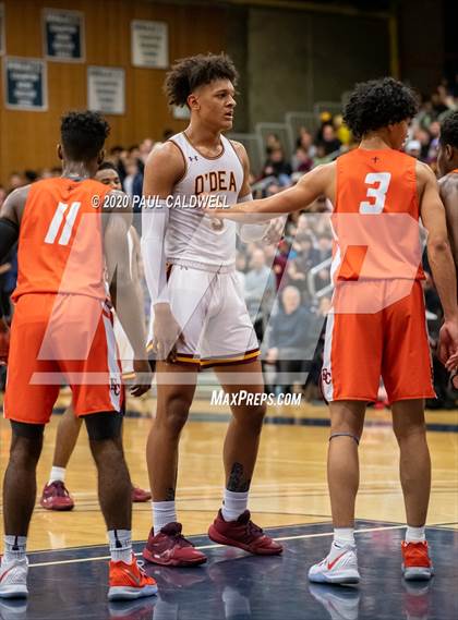 Thumbnail 2 in Eastside Catholic vs. O'Dea (WIAA 3A District 2 Final) photogallery.