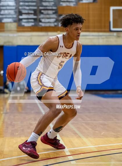 Thumbnail 2 in Eastside Catholic vs. O'Dea (WIAA 3A District 2 Final) photogallery.