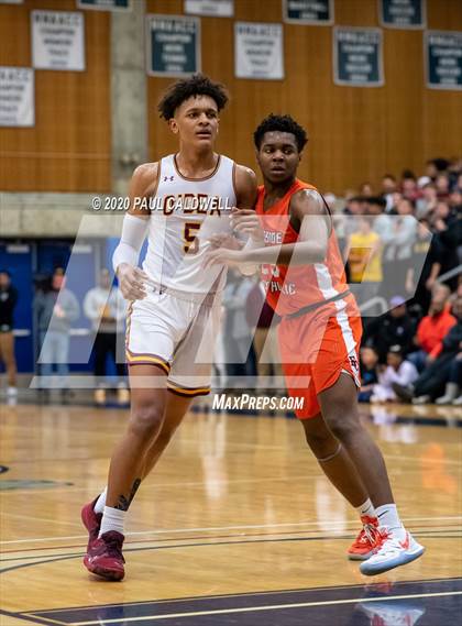 Thumbnail 3 in Eastside Catholic vs. O'Dea (WIAA 3A District 2 Final) photogallery.