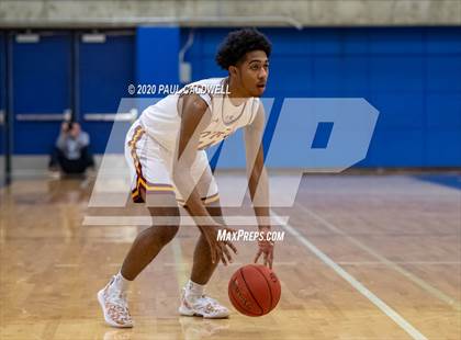 Thumbnail 2 in Eastside Catholic vs. O'Dea (WIAA 3A District 2 Final) photogallery.