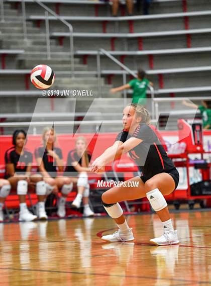 Thumbnail 2 in  Coppell @ Marcus photogallery.