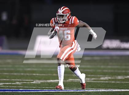 Thumbnail 3 in De La Salle vs Mater Dei (CIF State Open Final) photogallery.