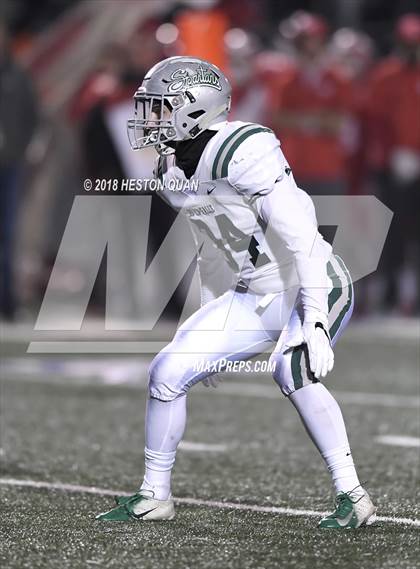 Thumbnail 1 in De La Salle vs Mater Dei (CIF State Open Final) photogallery.