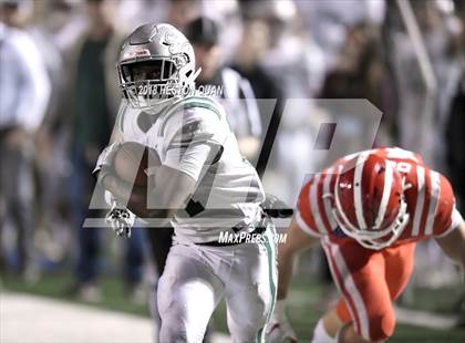 Thumbnail 1 in De La Salle vs Mater Dei (CIF State Open Final) photogallery.