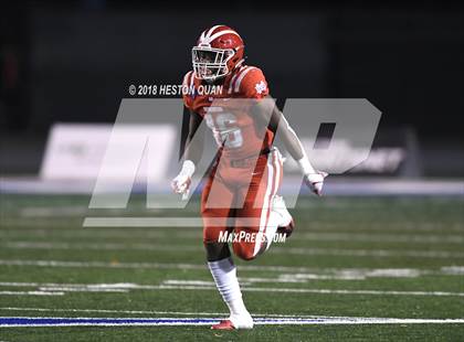Thumbnail 2 in De La Salle vs Mater Dei (CIF State Open Final) photogallery.