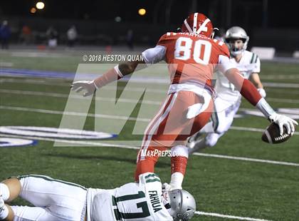 Thumbnail 3 in De La Salle vs Mater Dei (CIF State Open Final) photogallery.