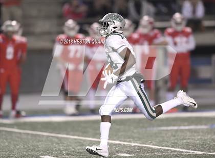 Thumbnail 1 in De La Salle vs Mater Dei (CIF State Open Final) photogallery.