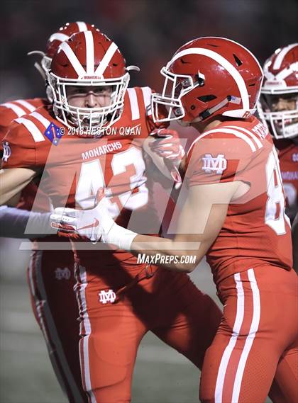 Thumbnail 2 in De La Salle vs Mater Dei (CIF State Open Final) photogallery.