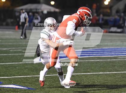 Thumbnail 2 in De La Salle vs Mater Dei (CIF State Open Final) photogallery.