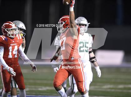 Thumbnail 3 in De La Salle vs Mater Dei (CIF State Open Final) photogallery.