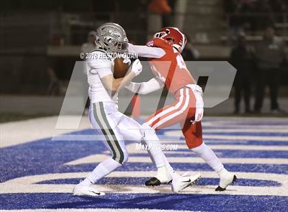 Thumbnail 2 in De La Salle vs Mater Dei (CIF State Open Final) photogallery.