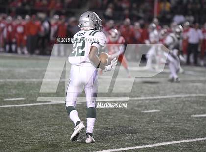 Thumbnail 2 in De La Salle vs Mater Dei (CIF State Open Final) photogallery.