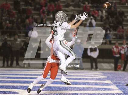 Thumbnail 1 in De La Salle vs Mater Dei (CIF State Open Final) photogallery.