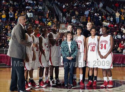 Thumbnail 3 in Bellaire vs. Nimitz (Texas 5A Region 3 Semifinal) photogallery.