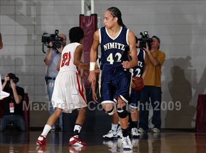 Thumbnail 3 in Bellaire vs. Nimitz (Texas 5A Region 3 Semifinal) photogallery.