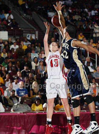 Thumbnail 1 in Bellaire vs. Nimitz (Texas 5A Region 3 Semifinal) photogallery.