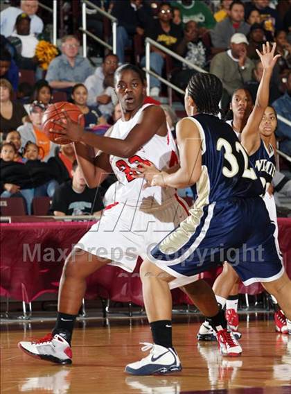 Thumbnail 3 in Bellaire vs. Nimitz (Texas 5A Region 3 Semifinal) photogallery.