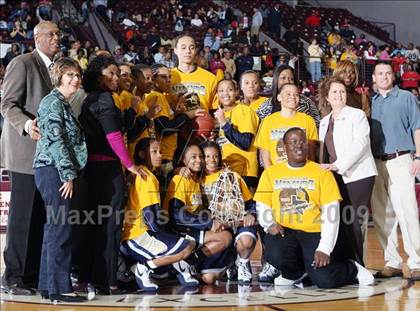 Thumbnail 2 in Bellaire vs. Nimitz (Texas 5A Region 3 Semifinal) photogallery.