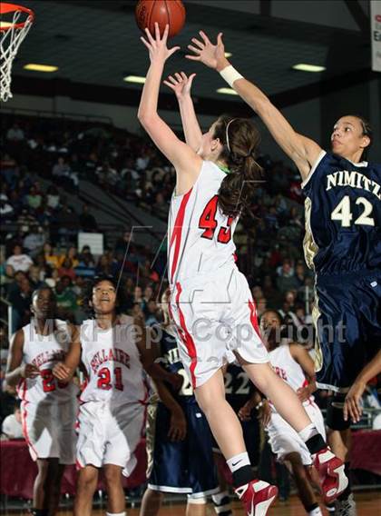Thumbnail 2 in Bellaire vs. Nimitz (Texas 5A Region 3 Semifinal) photogallery.