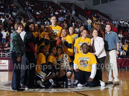 Thumbnail 2 in Bellaire vs. Nimitz (Texas 5A Region 3 Semifinal) photogallery.