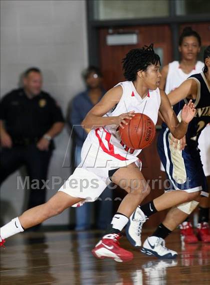Thumbnail 2 in Bellaire vs. Nimitz (Texas 5A Region 3 Semifinal) photogallery.