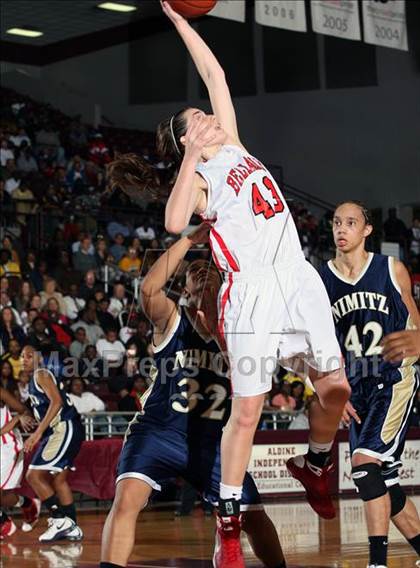 Thumbnail 2 in Bellaire vs. Nimitz (Texas 5A Region 3 Semifinal) photogallery.