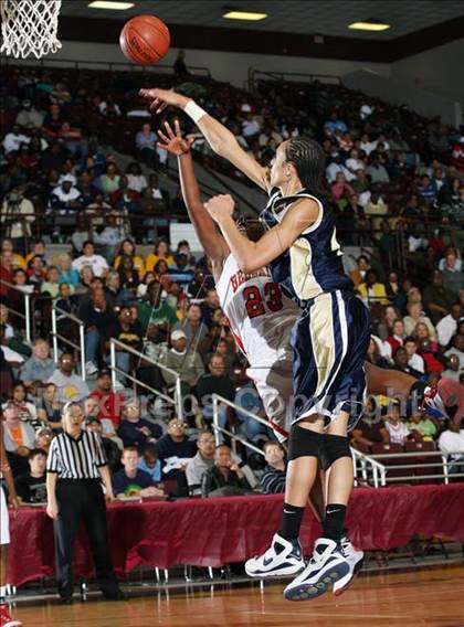 Thumbnail 1 in Bellaire vs. Nimitz (Texas 5A Region 3 Semifinal) photogallery.