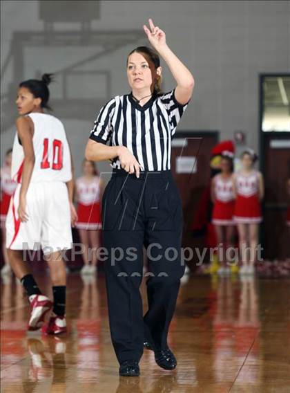 Thumbnail 3 in Bellaire vs. Nimitz (Texas 5A Region 3 Semifinal) photogallery.