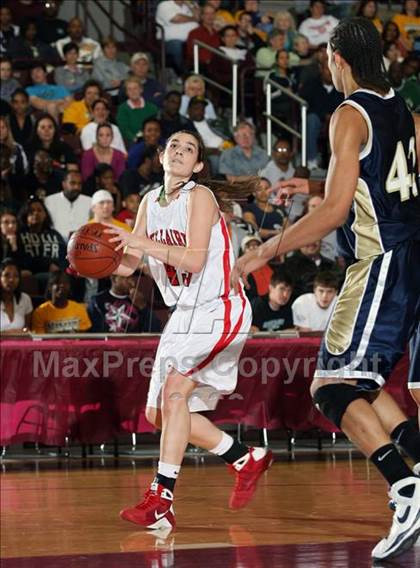 Thumbnail 3 in Bellaire vs. Nimitz (Texas 5A Region 3 Semifinal) photogallery.