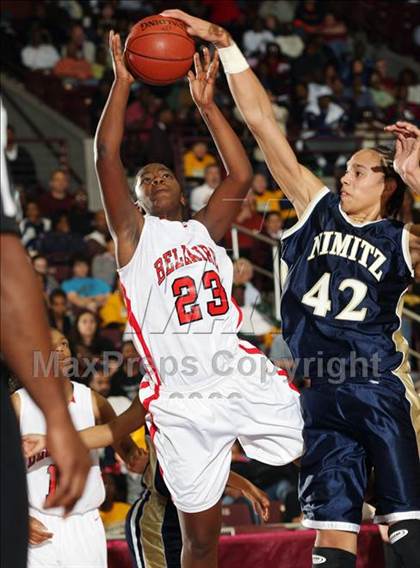 Thumbnail 2 in Bellaire vs. Nimitz (Texas 5A Region 3 Semifinal) photogallery.