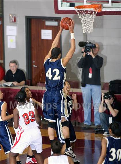 Thumbnail 1 in Bellaire vs. Nimitz (Texas 5A Region 3 Semifinal) photogallery.