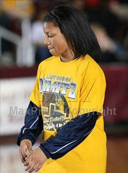 Thumbnail 2 in Bellaire vs. Nimitz (Texas 5A Region 3 Semifinal) photogallery.